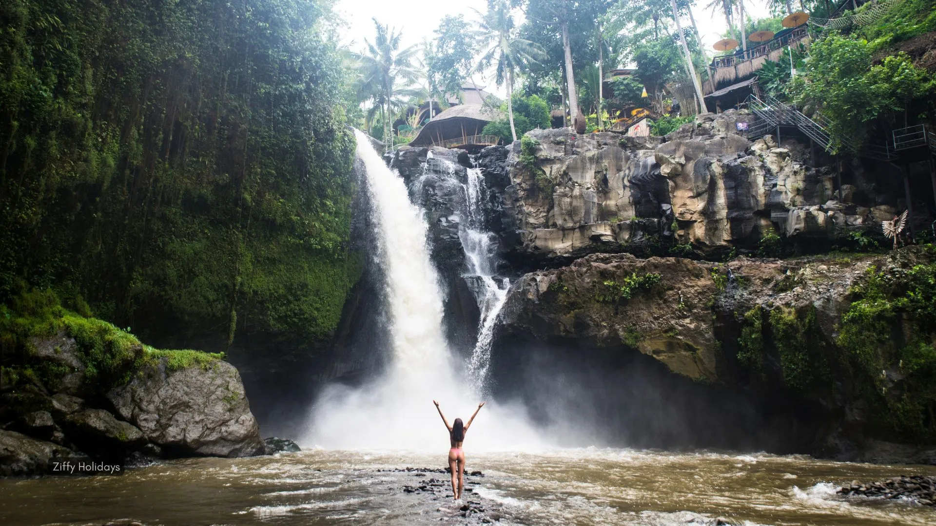 Tegenungan Waterfall