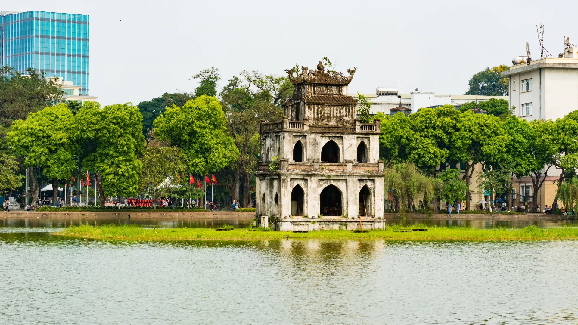 Hoan Kiem Lake